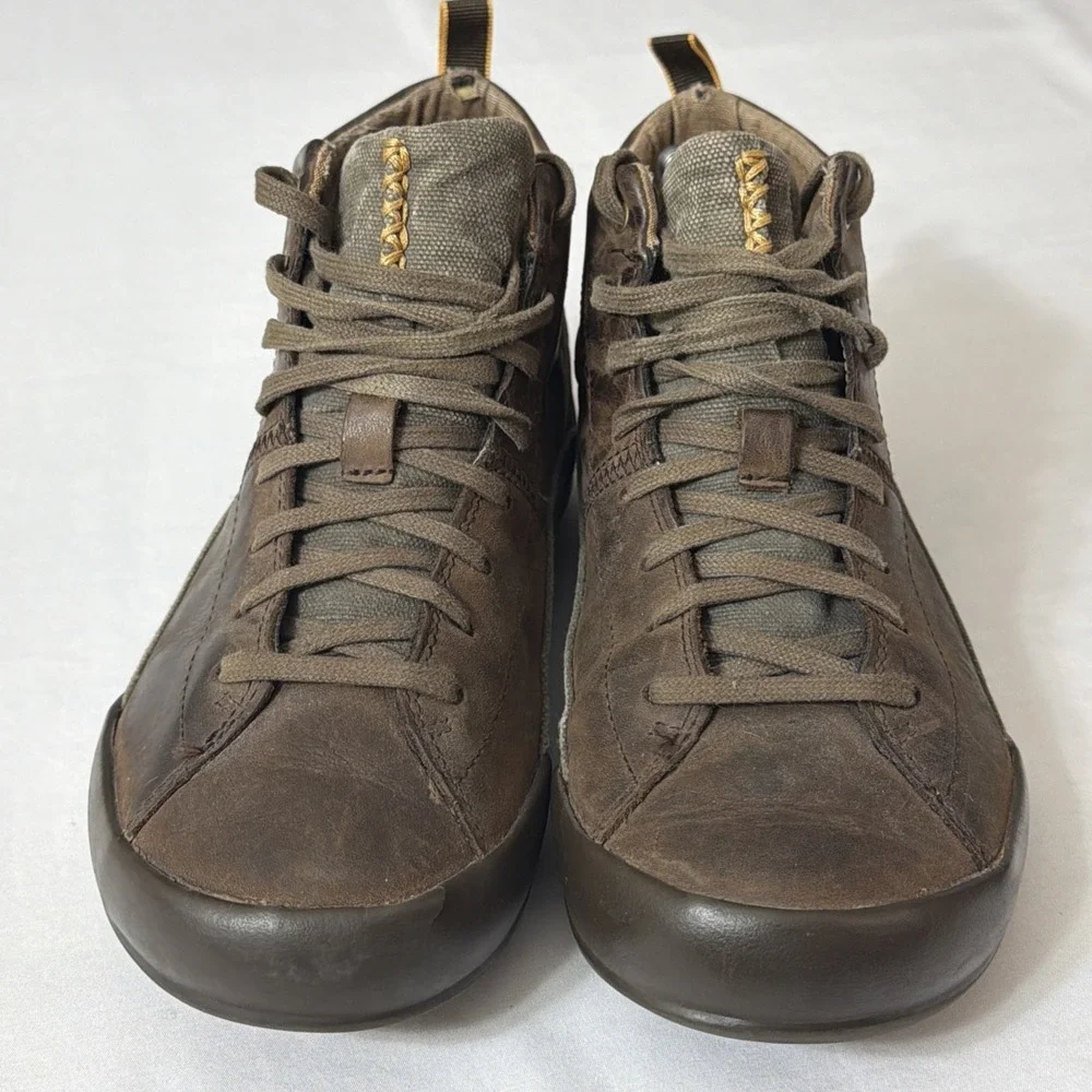 Cushe‎ Hood WP Chukka Boots Shoes Men's 9 Dark Brown Leather Lace Up Waterproof